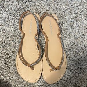Madden Girl Tan Sandals Minimalist Thong Design